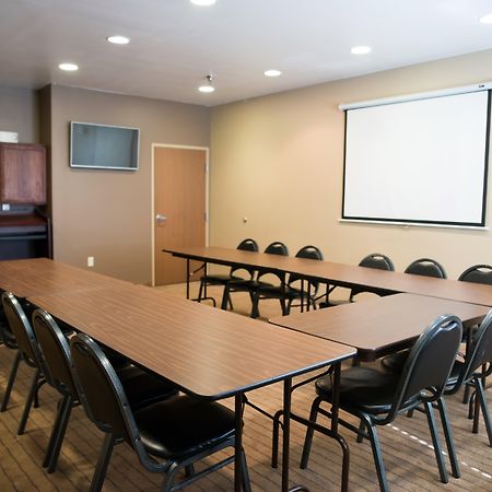 Holiday Inn Express Devils Lake By Ihg Exteriör bild