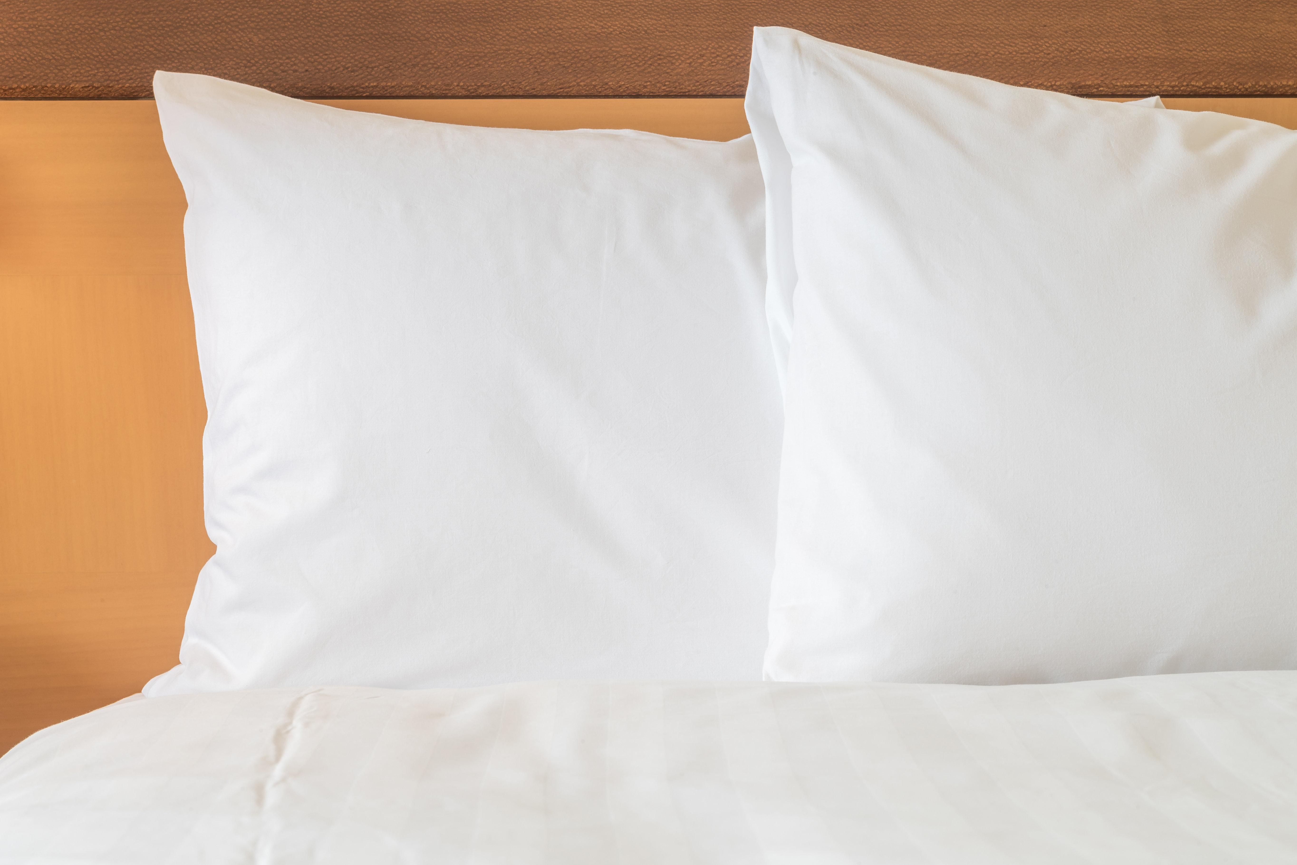 Holiday Inn Express Devils Lake By Ihg Exteriör bild
