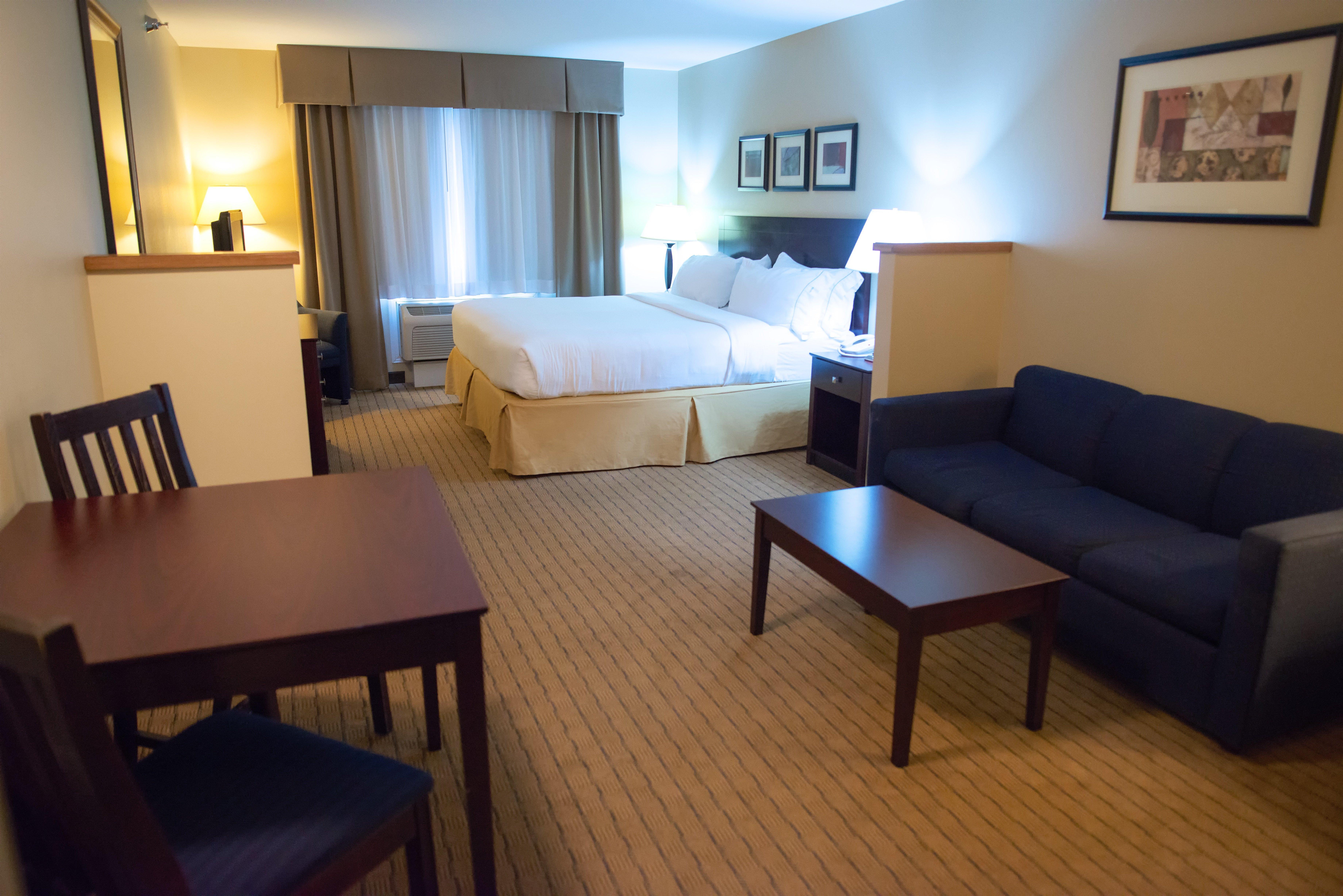 Holiday Inn Express Devils Lake By Ihg Exteriör bild